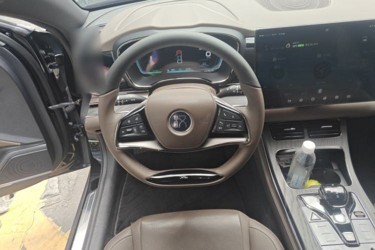 Used BYD Han 2020 EV Four-Wheel Drive High-Performance Flagship Model Steering Wheel