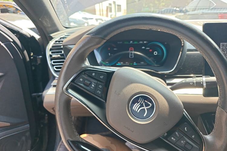 Used BYD Han 2020 DM Four-Wheel Drive Performance Edition Luxury Model Steering Wheel