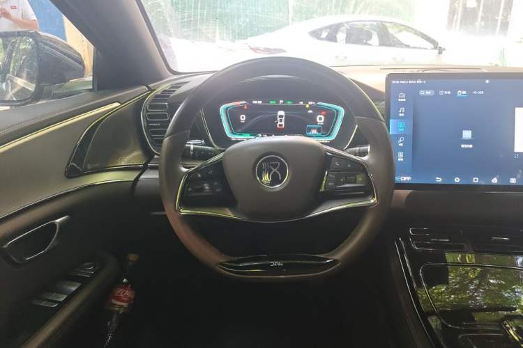 Used BYD Han 2020 DM Four-Wheel Drive Performance Edition Prestige Model Steering Wheel