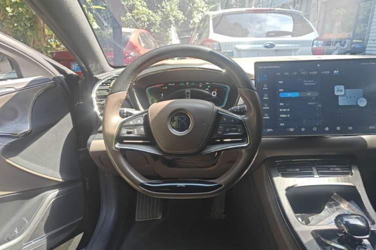 Used BYD Han 2020 DM Four-Wheel Drive Performance Edition Prestige Model Steering Wheel