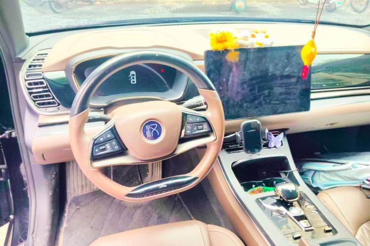 Used BYD Han 2020 EV Long-Range Deluxe Model Steering Wheel