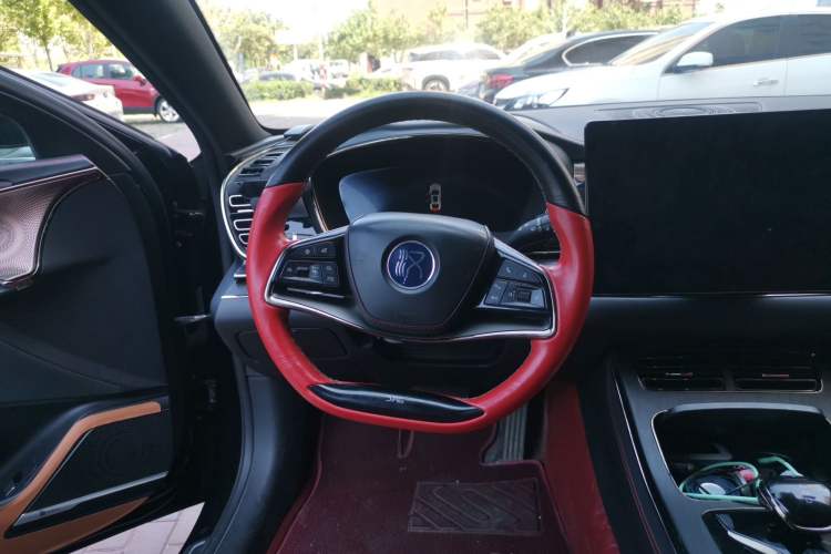 Used BYD Han 2020 EV Four-Wheel Drive High-Performance Flagship Model Steering Wheel
