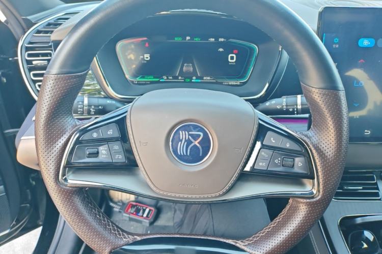 Used BYD Han 2020 DM Four-Wheel Drive Performance Edition Prestige Model Steering Wheel