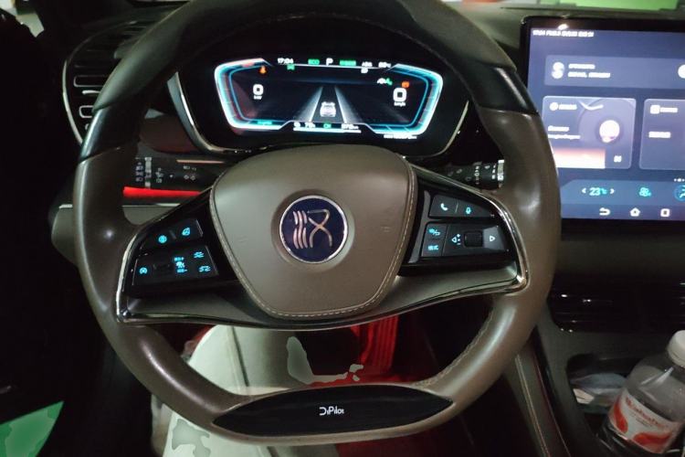 Used BYD Han 2020 EV Four-Wheel Drive High-Performance Flagship Model Steering Wheel