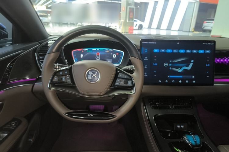 Used BYD Han 2020 EV Four-Wheel Drive High-Performance Flagship Model Steering Wheel