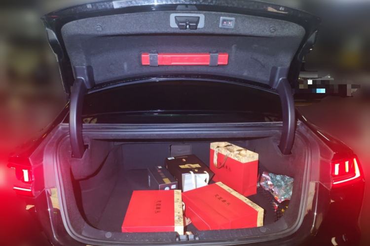 Used BYD Han 2020 DM Four-Wheel Drive Performance Edition Luxury Model Trunk