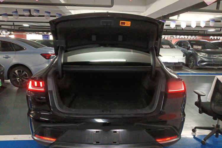 Used BYD Han 2020 EV Long-Range Luxury Model Trunk