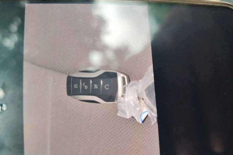 Used BYD Han 2020 EV Long-Range Luxury Model Vehicle Key