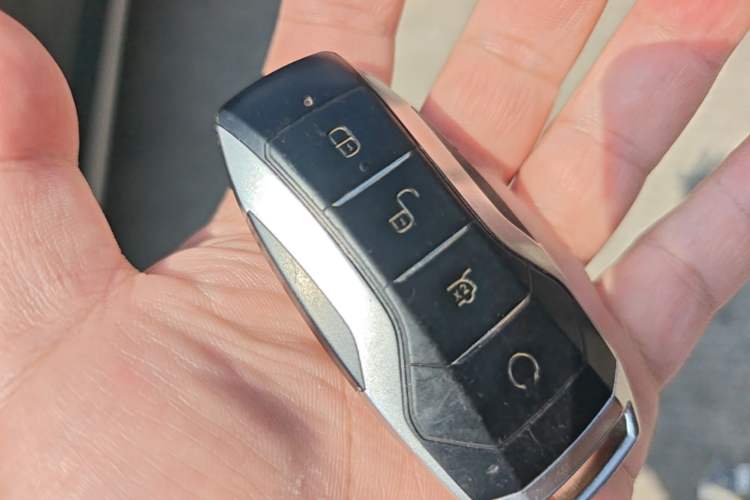 Used BYD Han 2020 DM Four-Wheel Drive Performance Edition Luxury Model Vehicle Key