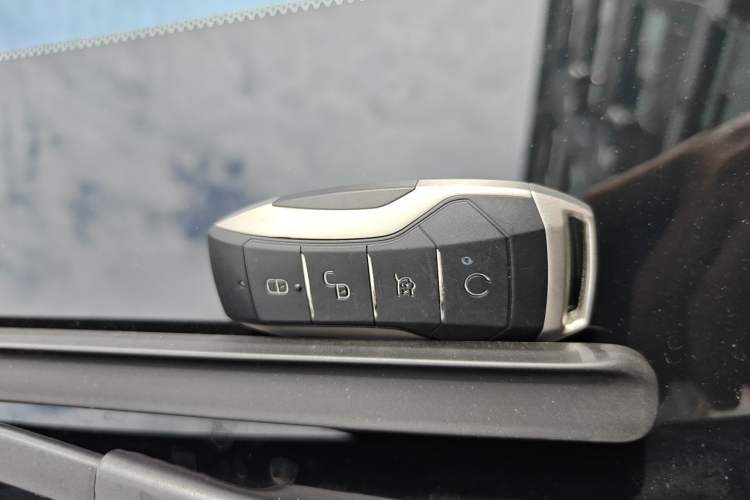 Used BYD Han 2020 DM Four-Wheel Drive Performance Edition Luxury Model Vehicle Key