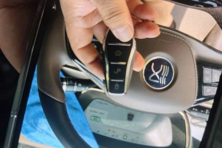 Used BYD Han 2020 DM Four-Wheel Drive Performance Edition Prestige Model Vehicle Key
