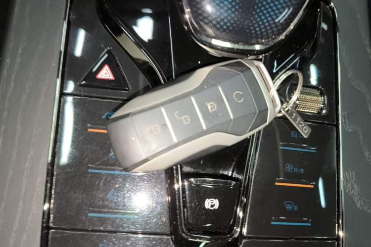 Used BYD Han 2020 DM Four-Wheel Drive Performance Edition Prestige Model Vehicle Key