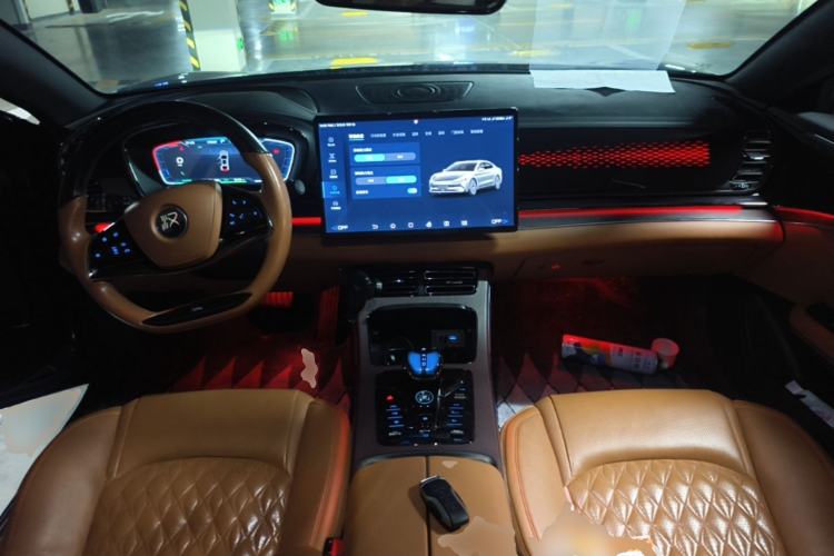Used BYD Han 2020 EV Four-Wheel Drive High-Performance Flagship Model Center Console