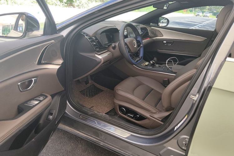 Used BYD Han 2020 EV Long-Range Luxury Model Driver Seat