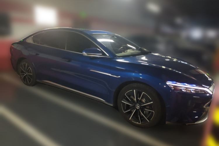 Used BYD Han 2020 EV Four-Wheel Drive High-Performance Flagship Model Front Right 45 Deg
