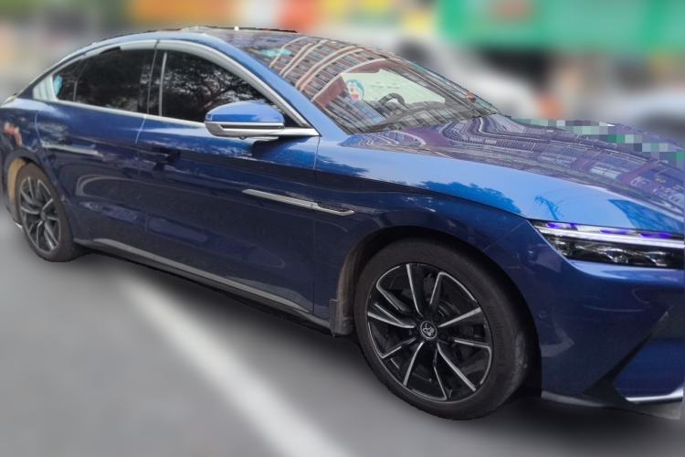 Used BYD Han 2020 EV Four-Wheel Drive High-Performance Flagship Model Front Right 45 Deg