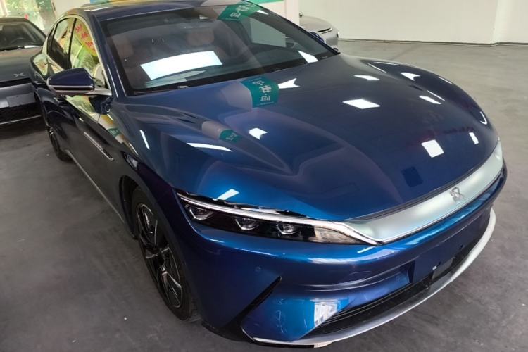 Used BYD Han 2020 EV Four-Wheel Drive High-Performance Flagship Model Front Right 45 Deg