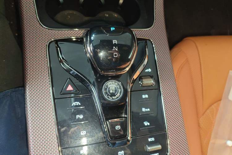Used BYD Han 2020 EV Four-Wheel Drive High-Performance Flagship Model Gear Lever