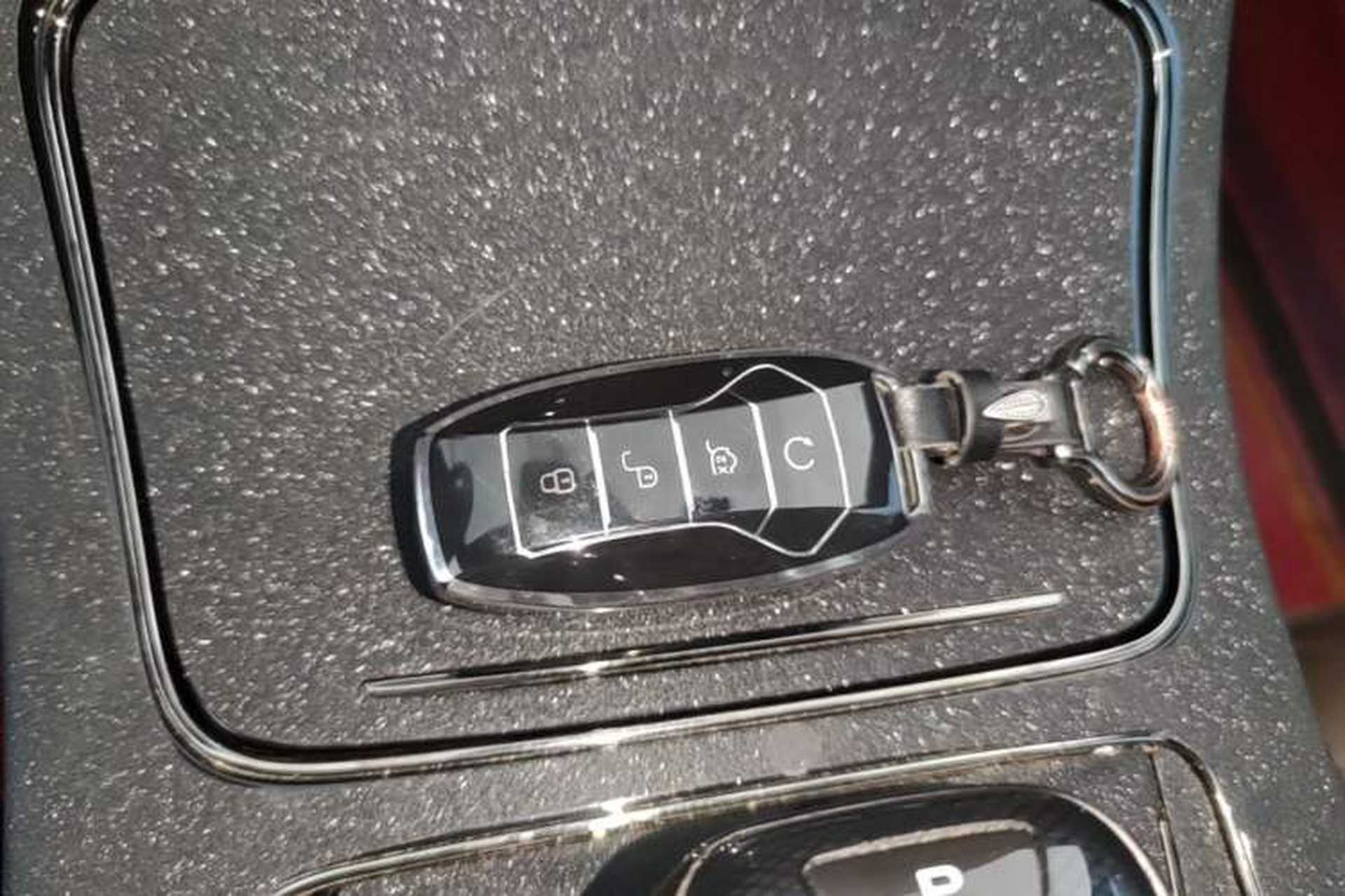 Used BYD Han 2020 DM Four-Wheel Drive Performance Edition Luxury Model Interior 1