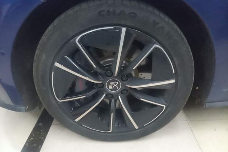 Used BYD Han 2020 EV Four-Wheel Drive High-Performance Flagship Model Left Front Wheel Hub