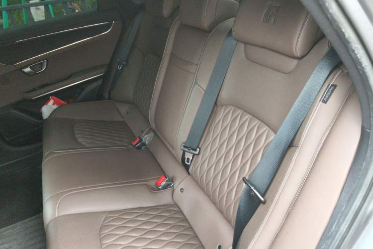 Used BYD Han 2020 DM Four-Wheel Drive Performance Edition Prestige Model Left Rear Seat