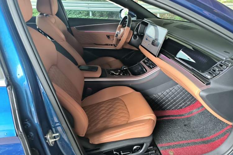 Used BYD Han 2020 EV Four-Wheel Drive High-Performance Flagship Model Right Front Seat