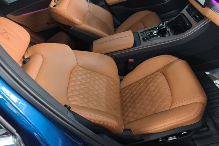 Used BYD Han 2020 EV Four-Wheel Drive High-Performance Flagship Model Right Front Seat