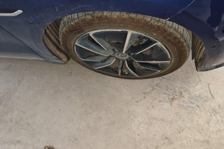 Used BYD Han 2020 EV Four-Wheel Drive High-Performance Flagship Model Right Front Wheel Hub