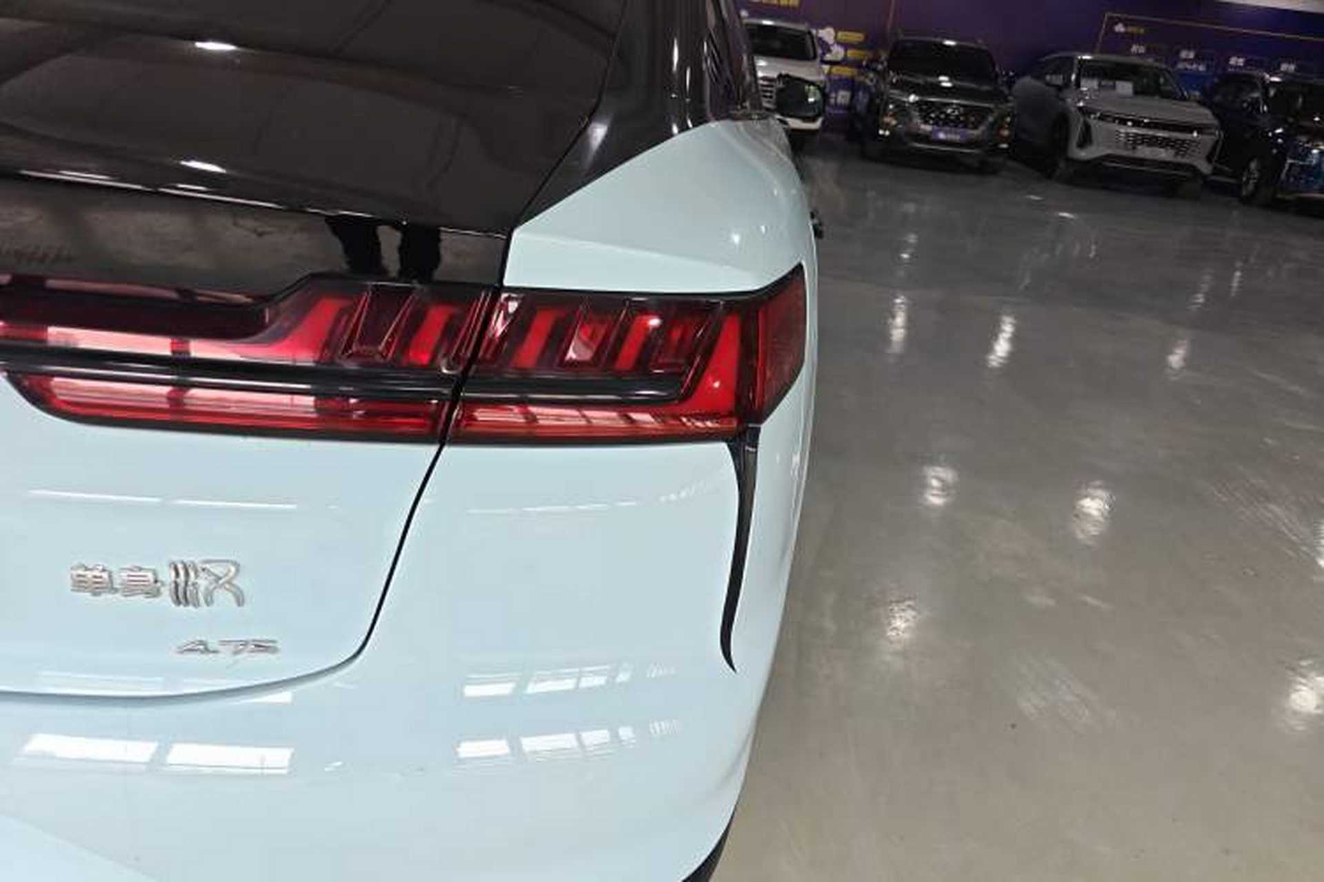 Used BYD Han 2020 DM Four-Wheel Drive Performance Edition Luxury Model Right Rear Taillight