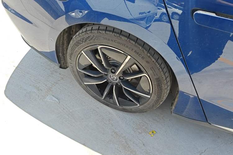 Used BYD Han 2020 EV Four-Wheel Drive High-Performance Flagship Model Right Rear Wheel Hub
