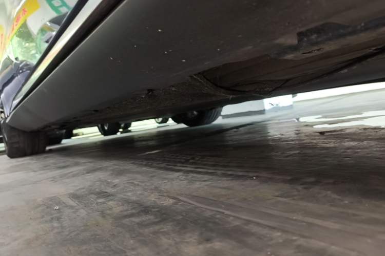 Used BYD Han 2020 EV Four-Wheel Drive High-Performance Flagship Model Right Side Sill