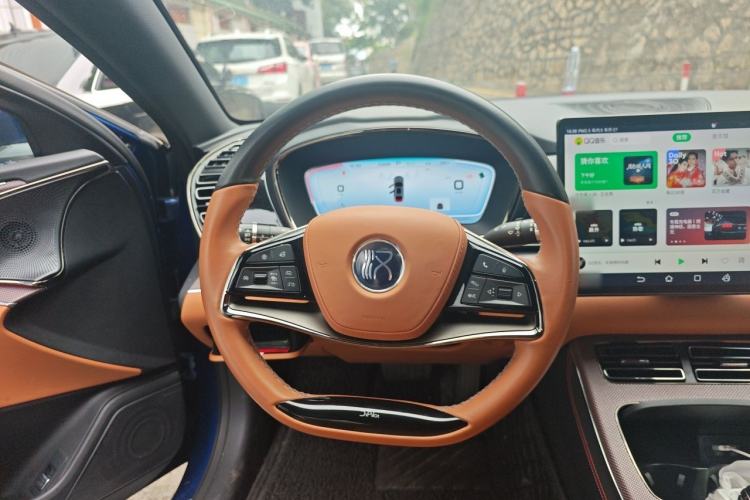 Used BYD Han 2020 EV Four-Wheel Drive High-Performance Flagship Model Steering Wheel