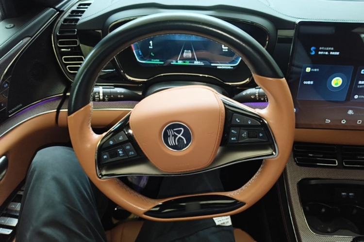 Used BYD Han 2020 EV Four-Wheel Drive High-Performance Flagship Model Steering Wheel