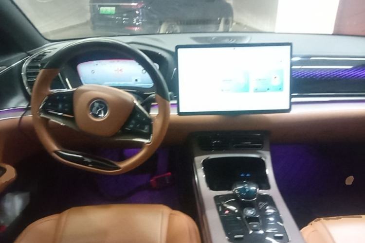 Used BYD Han 2020 EV Four-Wheel Drive High-Performance Flagship Model Steering Wheel