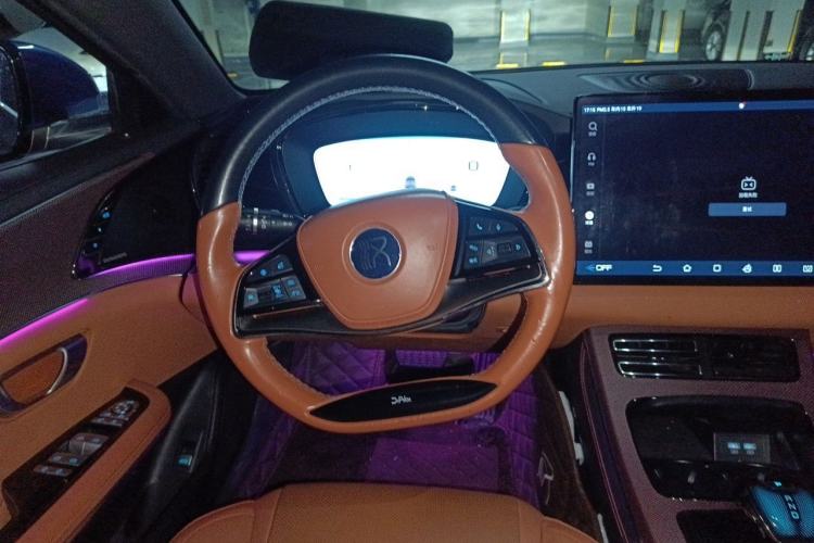 Used BYD Han 2020 EV Four-Wheel Drive High-Performance Flagship Model Steering Wheel