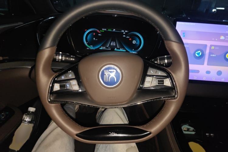 Used BYD Han 2020 DM Four-Wheel Drive Performance Edition Luxury Model Steering Wheel