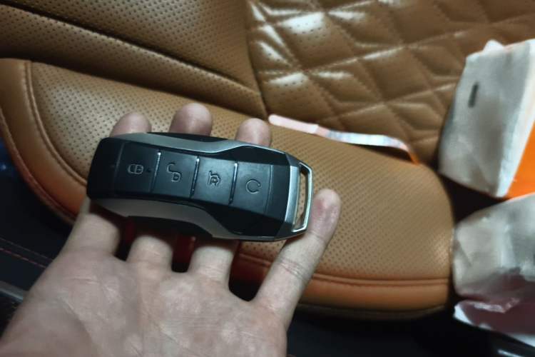 Used BYD Han 2020 EV Four-Wheel Drive High-Performance Flagship Model Vehicle Key