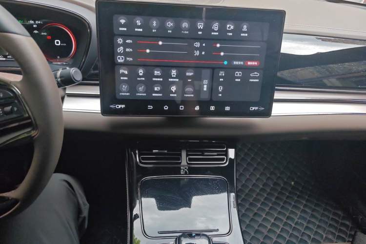 Used BYD Han 2020 DM Four-Wheel Drive Performance Edition Luxury Model Audio And AC Panel
