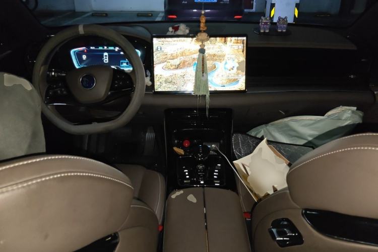 Used BYD Han 2020 EV Long-Range Luxury Model Center Console