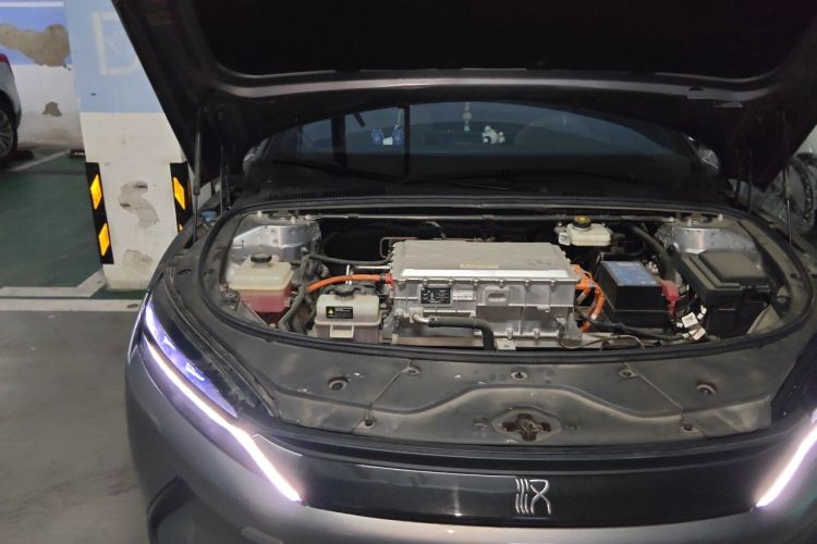 Used BYD Han 2020 EV Long-Range Luxury Model Engine Bay Right