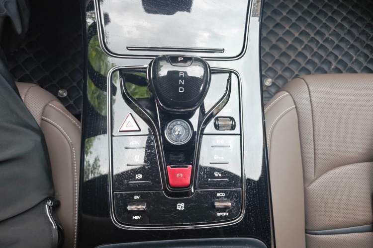 Used BYD Han 2020 DM Four-Wheel Drive Performance Edition Luxury Model Gear Lever