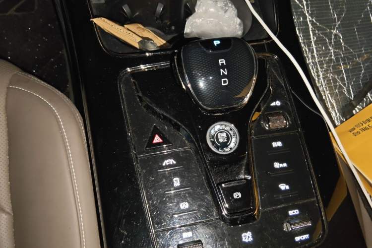 Used BYD Han 2020 EV Long-Range Luxury Model Gear Lever