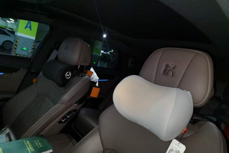 Used BYD Han 2020 DM Four-Wheel Drive Performance Edition Prestige Model Headliner