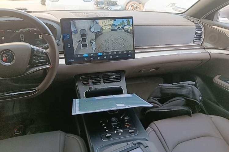 Used BYD Han 2020 EV Long-Range Luxury Model Audio And AC Panel