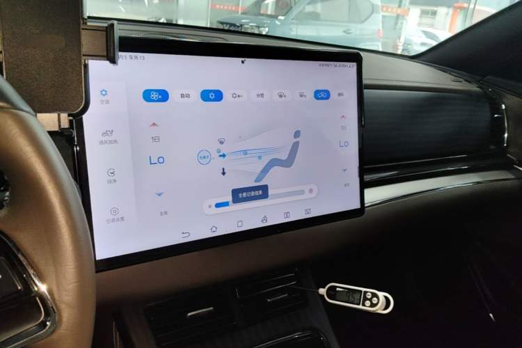 Used BYD Han 2020 EV Long-Range Luxury Model Audio And AC Panel