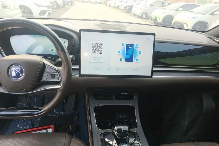Used BYD Han 2020 EV Four-Wheel Drive High-Performance Flagship Model Audio And AC Panel