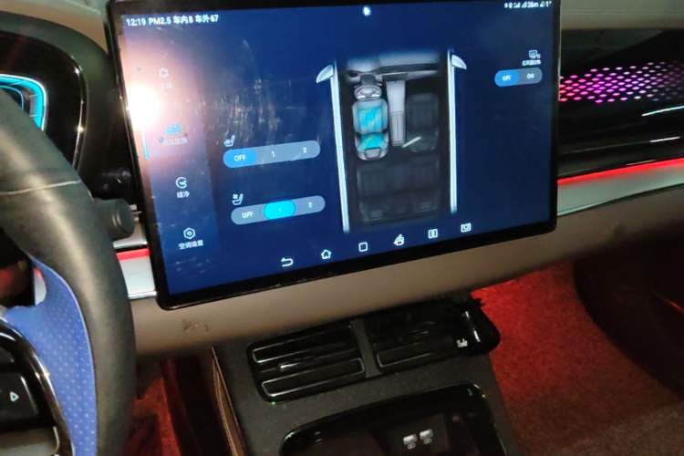 Used BYD Han 2020 EV Long-Range Luxury Model Audio And AC Panel
