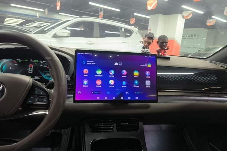 Used BYD Han 2020 EV Long-Range Deluxe Model Audio And AC Panel