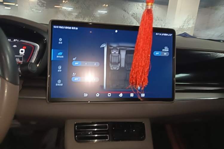 Used BYD Han 2020 EV Long-Range Luxury Model Audio And AC Panel