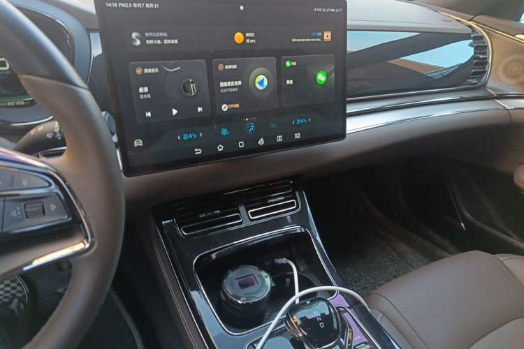 Used BYD Han 2020 EV Long-Range Luxury Model Audio And AC Panel